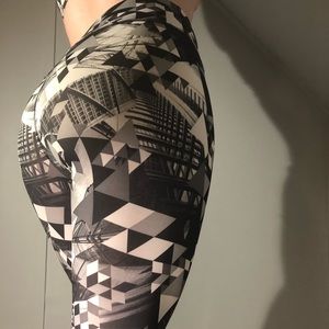 Reebok Leggings : City Pattern